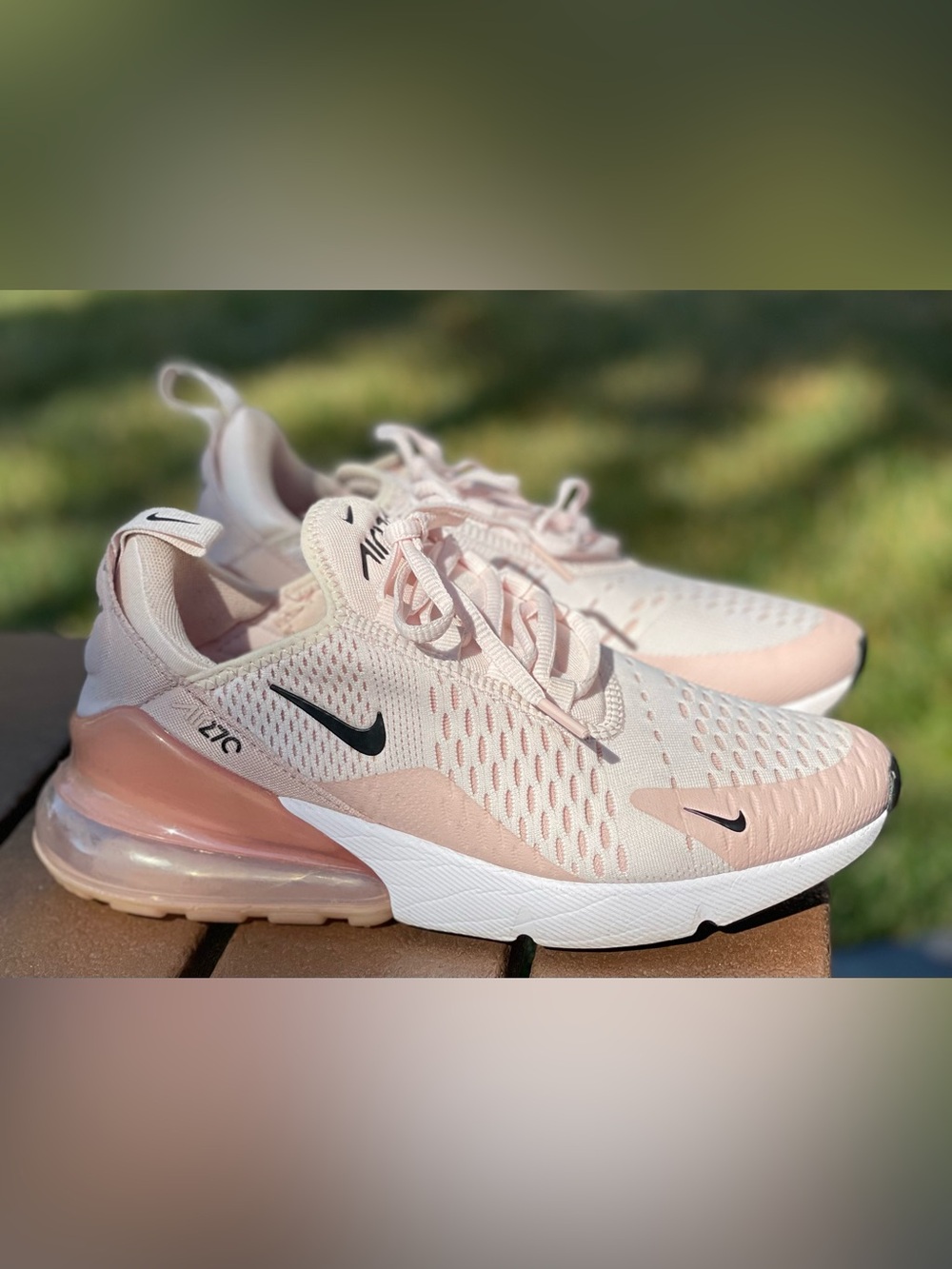 Nike Air Max 270 Pink White Black Women’s Sneakers Size 7.5